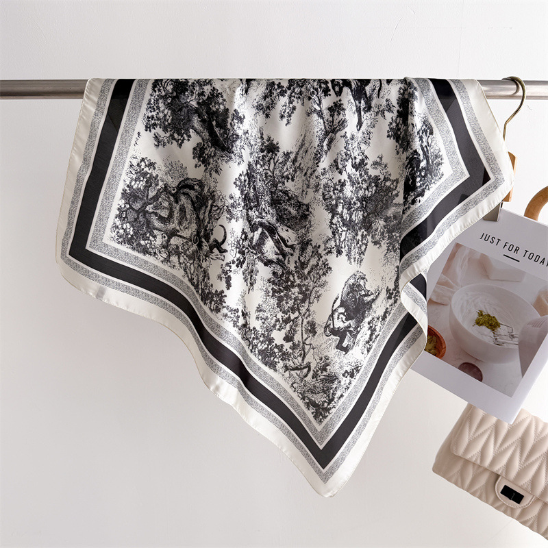 Luxury Bags In China Wholesale - Luxury Jungle Printed Scarves Women's Silk